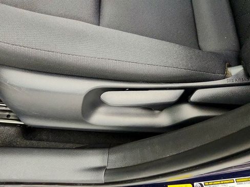 Used 2023 Toyota Corolla LE FWD image 11