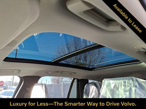 Certified 2026 Volvo XC90 B6 Plus w/ Protection Package Premier AWD/4WD image 10