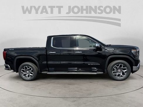 New 2026 GMC Sierra 1500 SLT w/ SLT Premium Package AWD/4WD image 6
