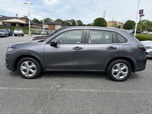 Used 2023 Honda HR-V LX image 7