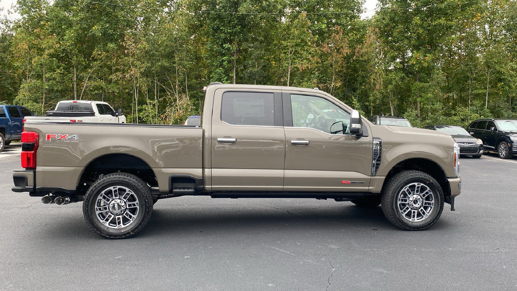 New 2027 Ford F250 Platinum w/ Platinum Plus Package AWD/4WD image 4