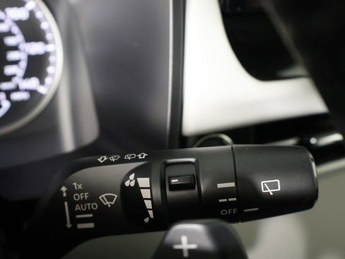 New 2025 Mitsubishi Outlander SE image 45