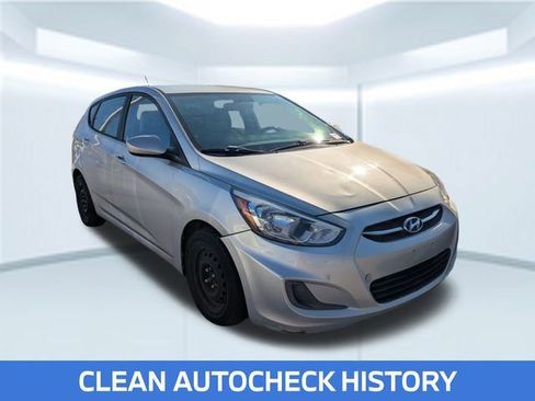 Used 2017 Hyundai Accent SE image 4