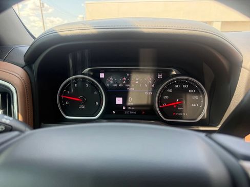 Used 2022 Chevrolet Silverado 3500 High Country AWD/4WD image 39