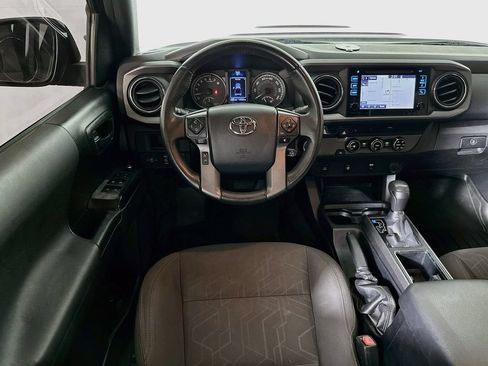 Used 2016 Toyota Tacoma TRD Sport w/ Towing Package RWD image 25