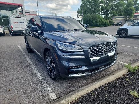 Used 2023 Lincoln Aviator Reserve w/ Equipment Group 201A AWD/4WD image 2