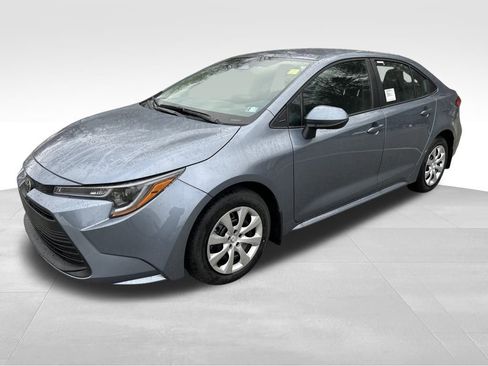 New 2026 Toyota Corolla LE image 1