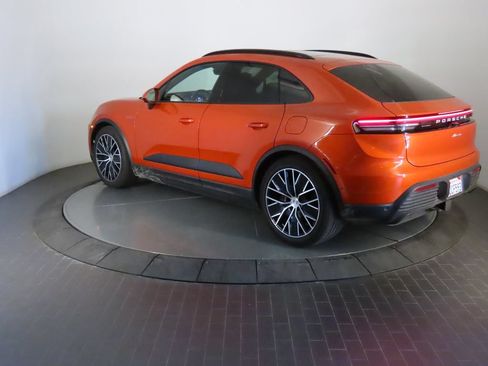 Certified 2025 Porsche Macan Electric RWD image 3