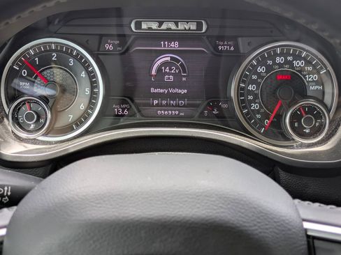 Used 2020 RAM 1500 Laramie RWD image 18