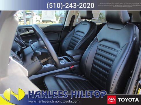 Used 2024 Ford Edge SEL image 11