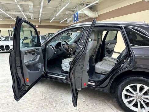 Used 2014 Audi Q5 2.0T Premium Plus w/ Premium Plus Package image 13