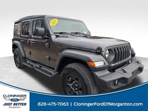 Used 2025 Jeep Wrangler Unlimited Sport AWD/4WD image 1