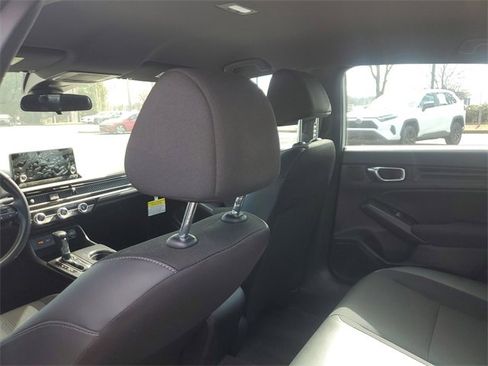 Certified 2024 Honda Civic Sport image 12