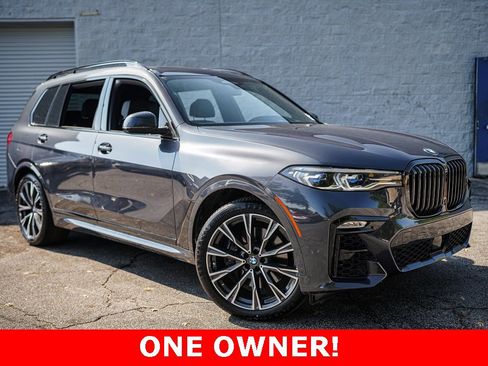 Used 2022 BMW X7 M50i image 8