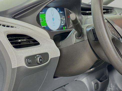 Used 2019 Chevrolet Bolt LT FWD image 10