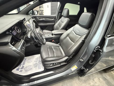 Used 2021 Cadillac XT5 Sportv w/ Platinum Package AWD/4WD image 12