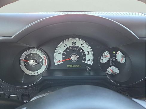 Used 2011 Toyota FJ Cruiser 4WD image 12