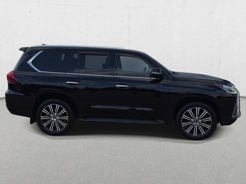 Used 2018 Lexus LX 570 4WD w/ Luxury Package image 4