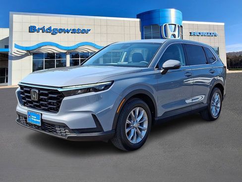 Used 2023 Honda CR-V EX image 3