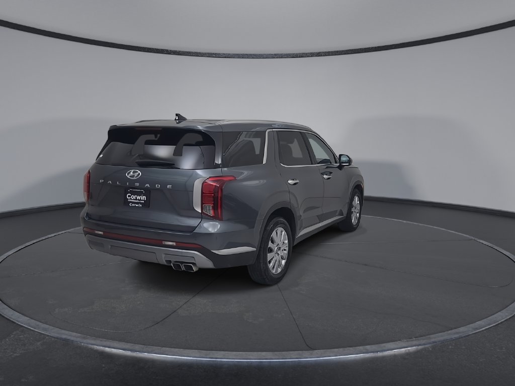 Used 2025 Hyundai Palisade SEL FWD image 16