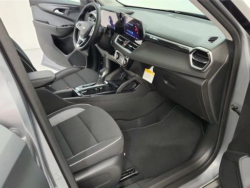 New 2026 Chevrolet TrailBlazer LT w/ Convenience Package AWD/4WD image 35