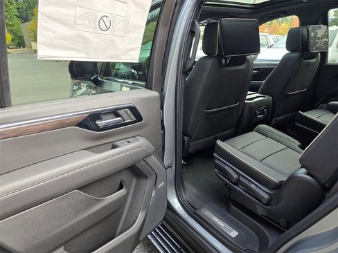 New 2026 Chevrolet Blazer EV LT image 18