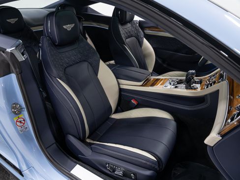 Used 2024 Bentley Continental GT V8 AWD/4WD image 66