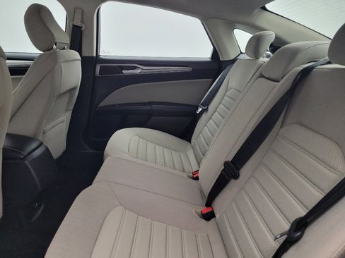 Used 2020 Ford Fusion S FWD image 18