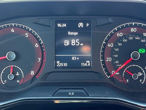 Used 2019 Volkswagen Jetta R-Line w/ R-Line Cold Weather Package FWD image 16