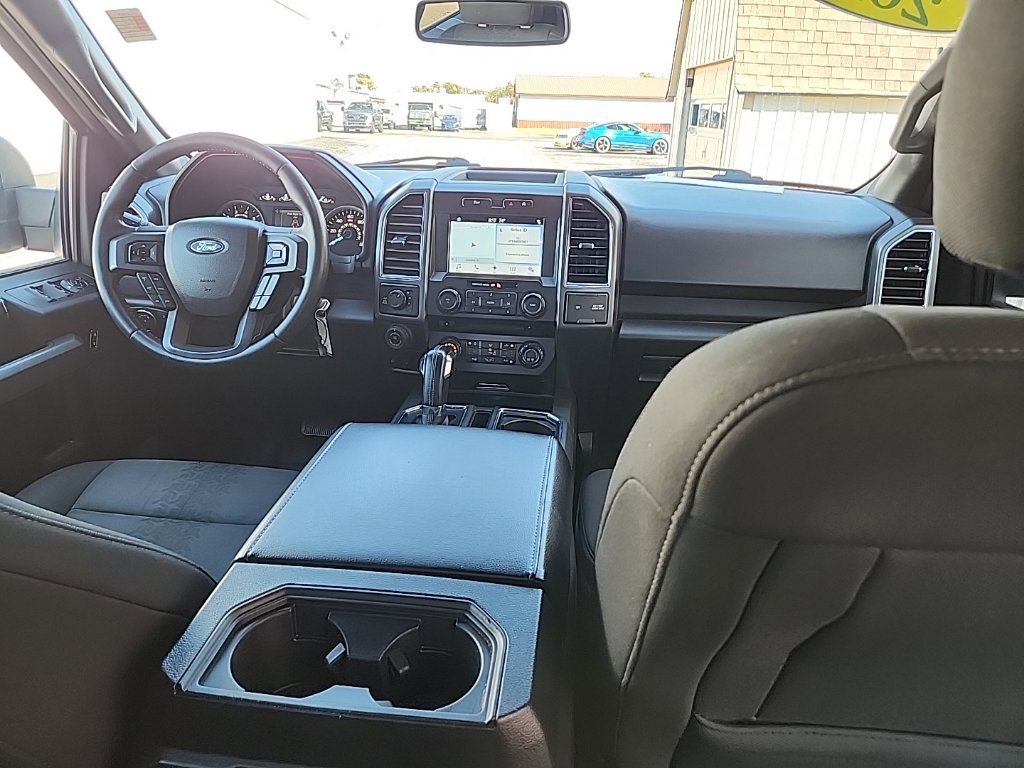 Used 2018 Ford F150 XLT w/ Equipment Group 302A Luxury AWD/4WD image 32