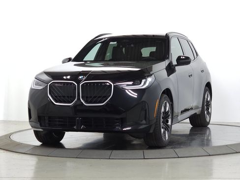 Used 2026 BMW X3 xDrive30i w/ Premium Package AWD/4WD image 3
