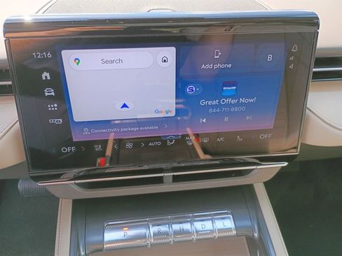 Used 2024 Lincoln Nautilus Reserve w/ Equipment Group 202A image 12