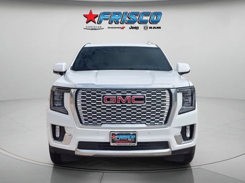 Used 2022 GMC Yukon XL Denali RWD image 2