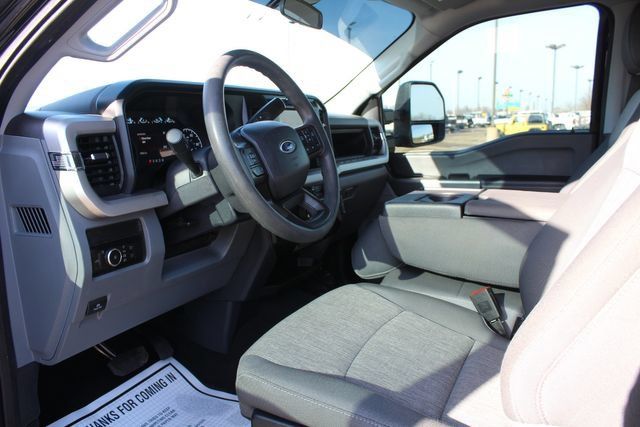 Used 2023 Ford F250 XL w/ STX Appearance Package AWD/4WD image 10