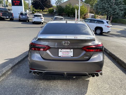 Certified 2019 Toyota Camry XSE FWD image 5