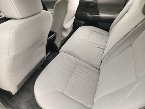 Used 2021 Toyota Tacoma SR AWD/4WD image 20