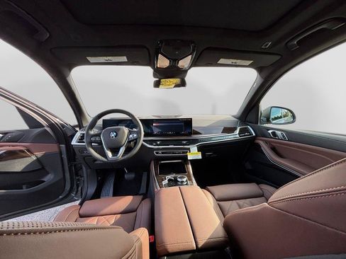 New 2026 BMW X5 xDrive40i AWD/4WD image 16