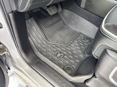 Used 2025 RAM 1500 Laramie w/ Sport Appearance Package AWD/4WD image 16