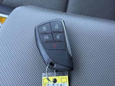 Used 2026 Chevrolet Equinox LT w/ Convenience Package II AWD/4WD image 32