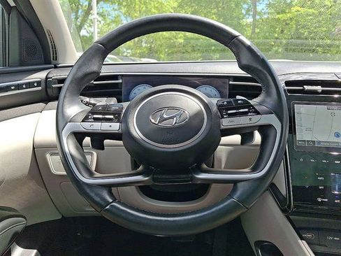 Certified 2024 Hyundai Tucson Limited AWD/4WD image 16
