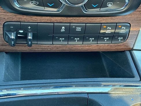 Used 2016 RAM 2500 Laramie w/ Snow Chief Group AWD/4WD image 32