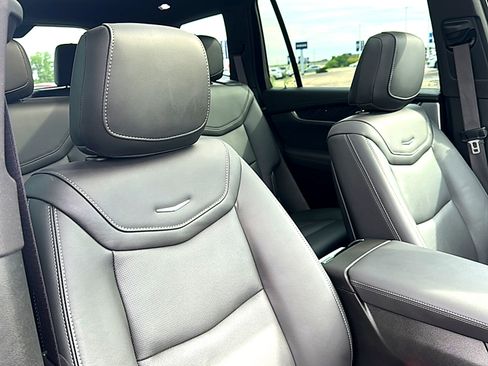 Used 2024 Cadillac XT6 Premium Luxury FWD image 26