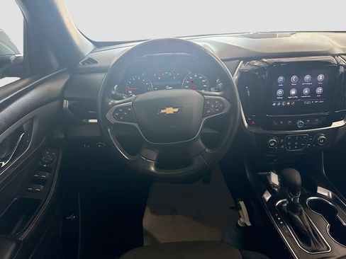 Used 2023 Chevrolet Traverse LT FWD image 22