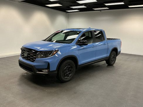 Used 2025 Honda Ridgeline TrailSport+ image 1
