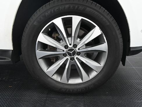Used 2016 Mercedes-Benz GL 320 BlueTEC 4MATIC w/ Premium I Package image 49