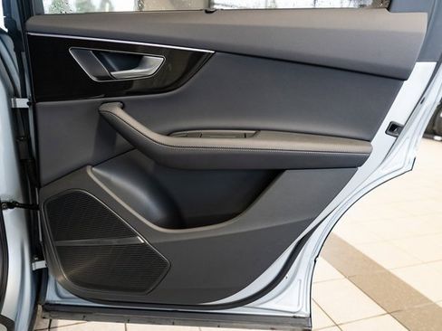 Used 2023 Audi Q7 3.0T Prestige w/ Prestige Package image 33