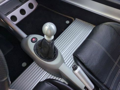 Used 2005 Lotus Elise RWD image 12