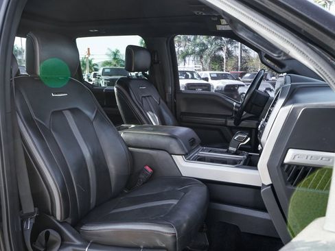 Used 2018 Ford F150 Platinum w/ Equipment Group 701A Luxury image 42