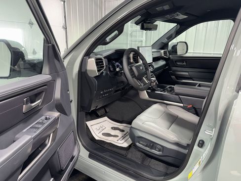 New 2026 Toyota Tundra SR5 w/ SR5 Premium Package AWD/4WD image 18