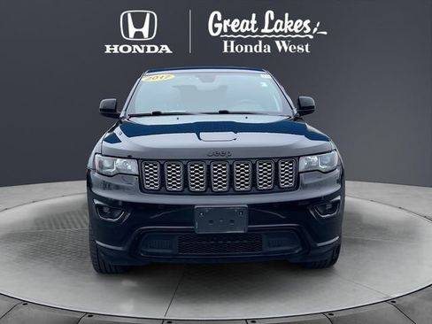 Used 2017 Jeep Grand Cherokee Altitude image 8